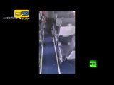 فيديو.. طائرة صومالية تهبط بأعجوبة بعد وقوع إنفجار على متنها