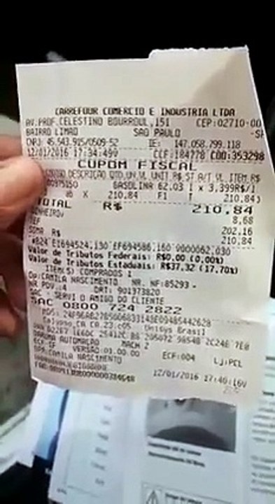CUIDADO COM ASSALTO NA BOMBA DE COMBUSTÍVEL.  COMO SE NÃO BASTASSE O PREÇO DA GASOLINA...