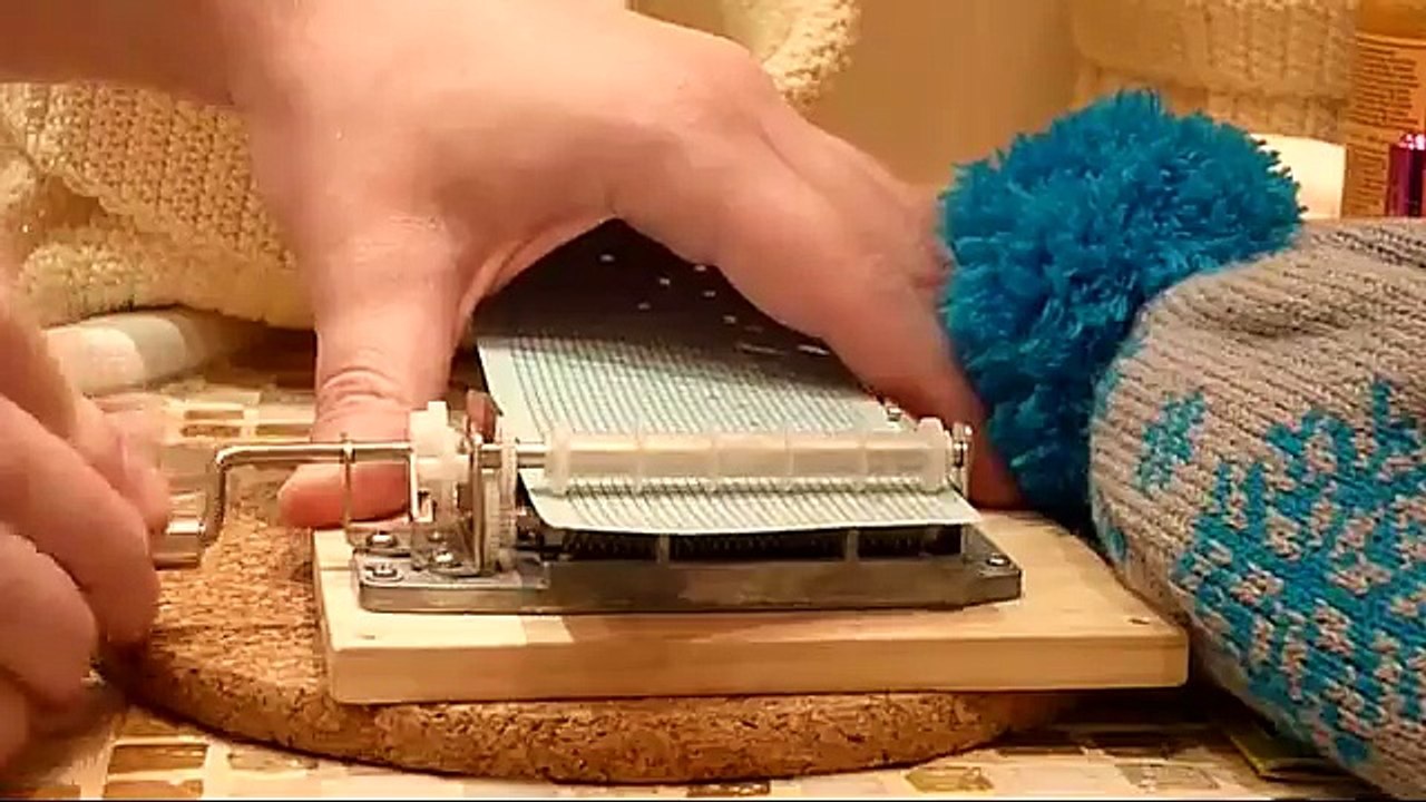 Переложил Стинга на карманную музыкальную шкатулку