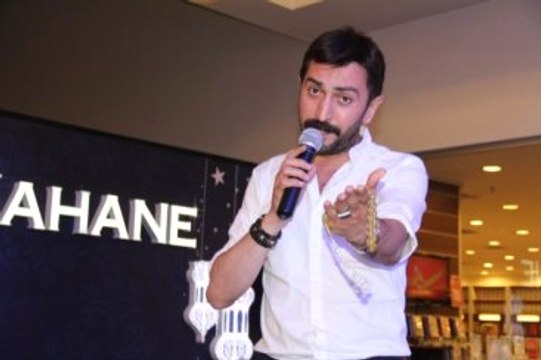 Ferman Toprak'a Eski Sevgiliden Çıplak Fotoğraflı Şantaj