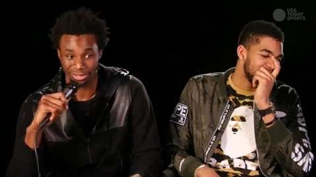 Timberwolves' Towns and Wiggins play Call of Duty