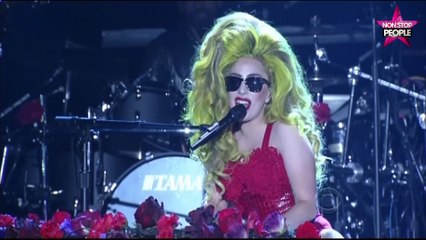 David Bowie mort : Découvrez quelle star lui rendra hommage aux Grammys !