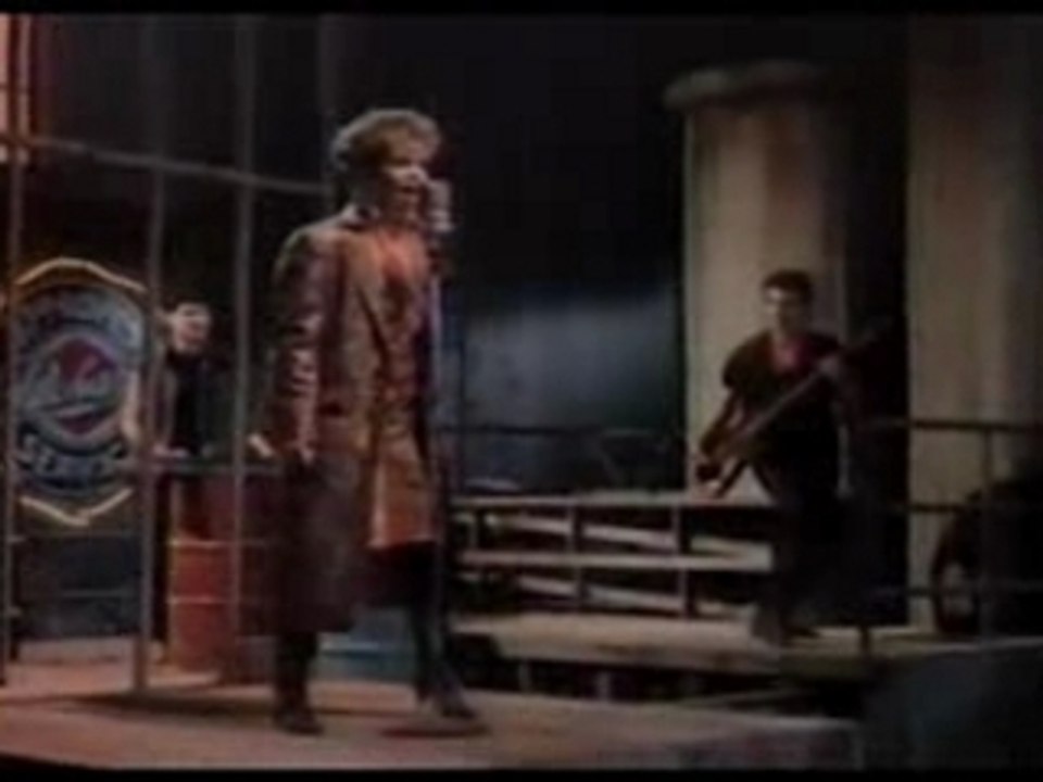 Pat Benatar - Invincible