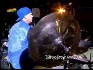 Red Hot Chili Peppers - Hump De Bump