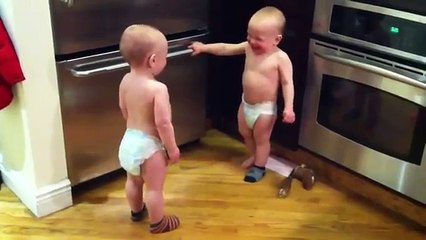 Разговор двух близнецов =)