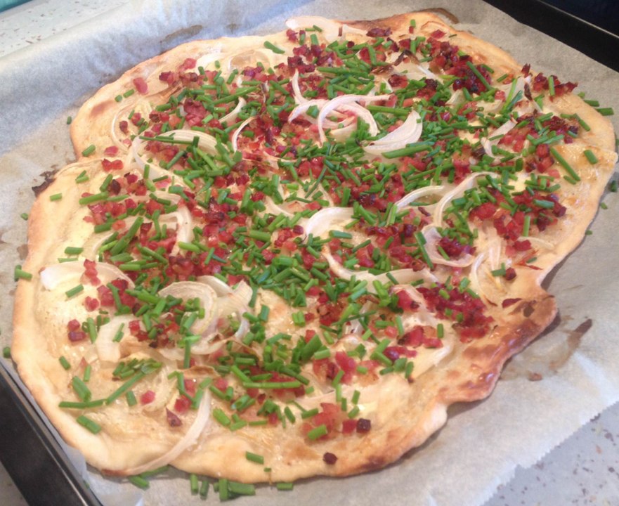 Flammkuchen selber machen und backen - das schnelle Rezept
