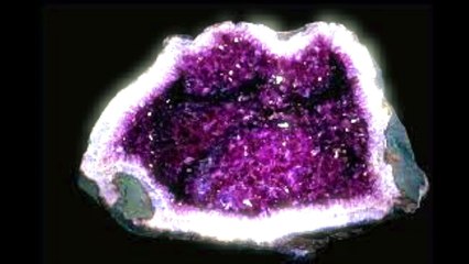 L'ANTRE DE L'AMETHYSTE