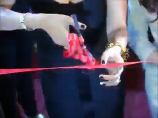 How Smoothly Poonam Jhawar Looking in this video