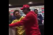 Funny moment in ‪#‎PSL‬ ceremony .