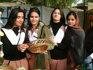 Girl Phone Calls in Urdu and Hindi language 12