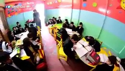 Jo Bacha Imran Khan K Jalsy Main Jooty Polish Karta Tha