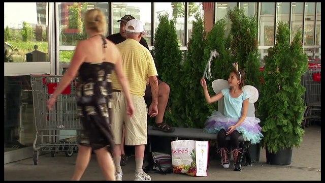 Cute Fairy Magically Opens Sliding Door Just For Laughs Gags