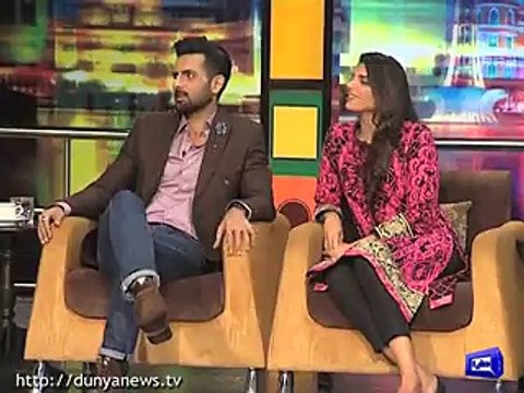 چاچے کا صنم سعید کے ساتھ انگریزی کا مقابلہ