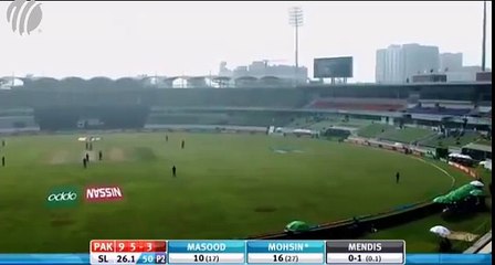 Kamindu Mendis left and Right Arm Bowling from both Sides ll interesting video
