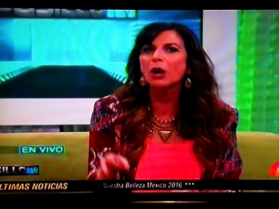 CLAUDIA ALVAREZ, COMPROMETIDA CON BILLY ROVZAR, PASILLO TV, FEB 3 2016