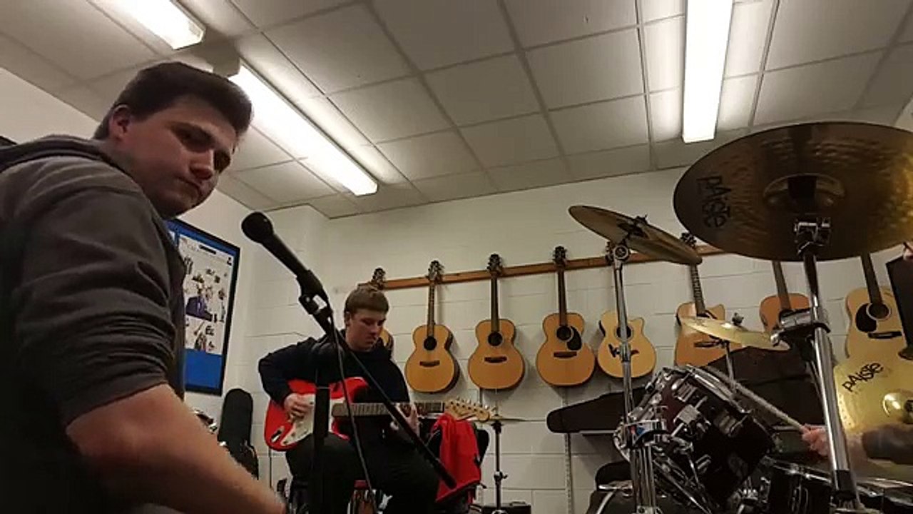 Marilyn Manson Sweet Dreams Cover (New Vocalist,New Drummer,Absent Bassist) (FULL HD)