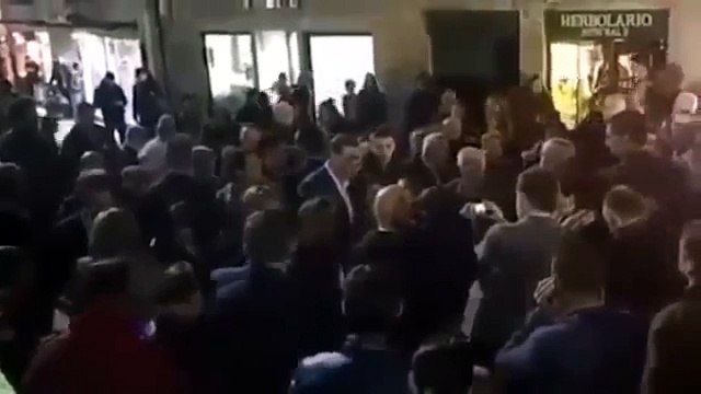 İspanya Başbakanı Rajoy'un yumruklanması kamerada