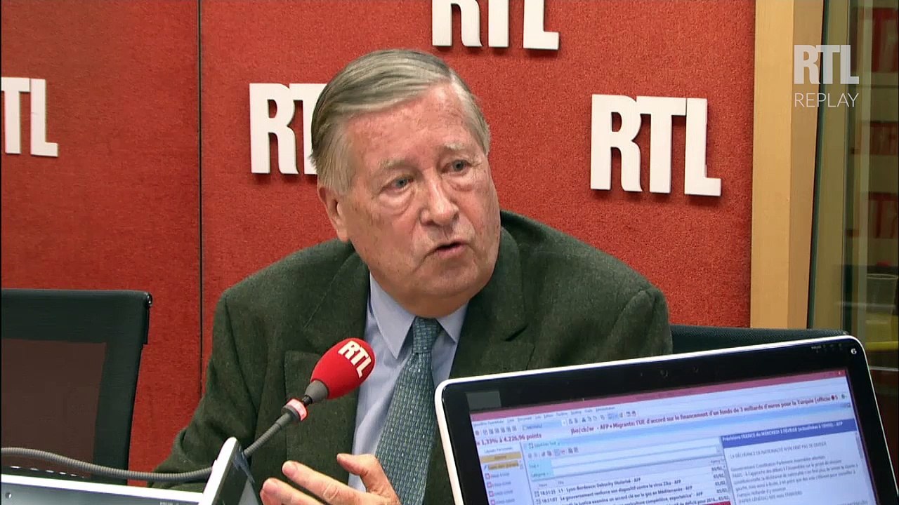"Déchéance de nationalité : les socialistes étaient réservés, ils s'apaisent, Les Républicains étaient favorables, ils reculent", dit Alain Duhamel