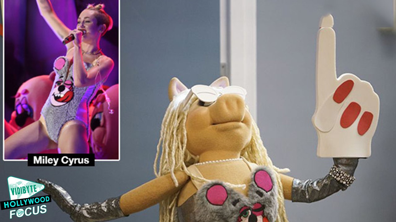 Miss Piggy Mocks Miley Cyrus In Crazy Muppets Clip