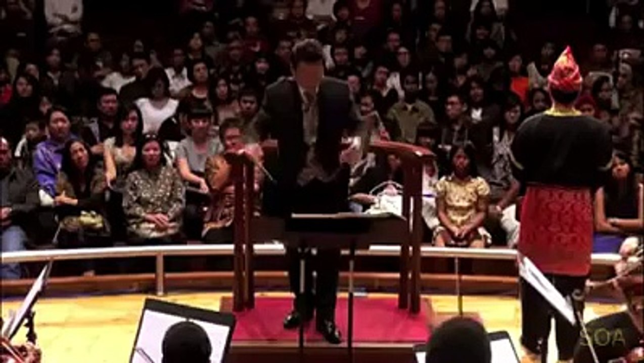 Membaca al Qur'an seperti menyanyi seriosa .