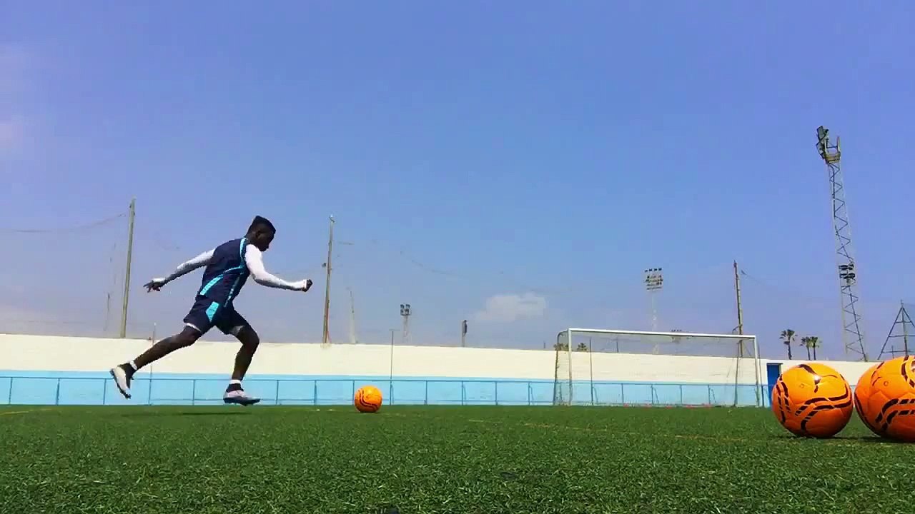 Yamerz - Free-Kick practise