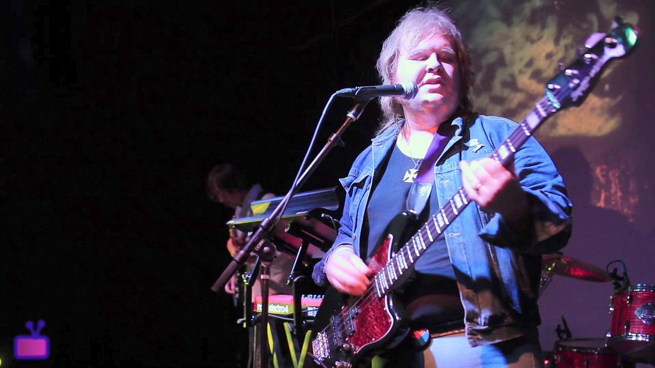Danny James "Boomerang Kids" | Live @ Leo's