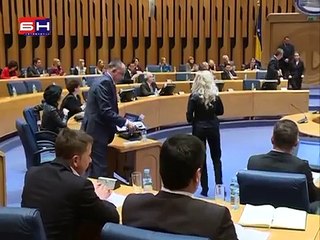 Dodiku zao zbog majke