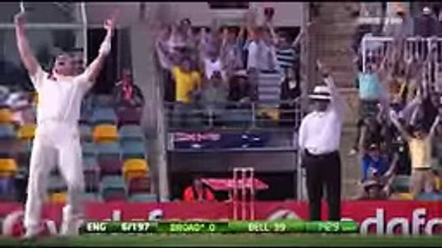 5 Of The Best Hat-Tricks Ever Taken (Fast Bowlers)