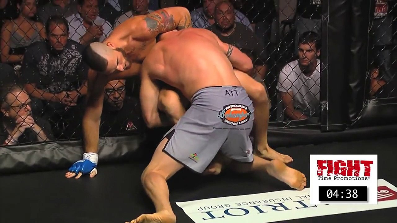 Ground and Pound !!! Roth vs. Edwards - MMA Candy