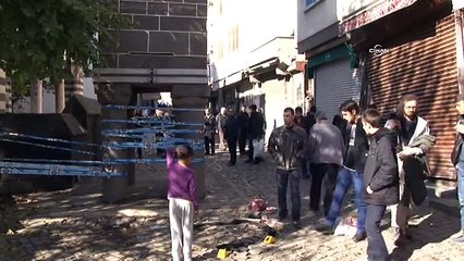 Elçi'nin öldürüldüğü yerde kan ve mermi kovanları duruyor