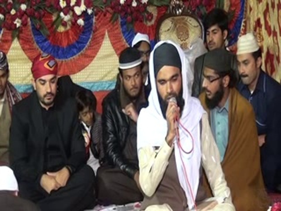 Muhammad Waseem Faisalm Saeedi Reciting Naat Shareef Zikr E Khair Ul Wara (joined)