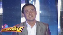 It's Showtime Singing Mo 'To: Raymond Lauchengco sings 