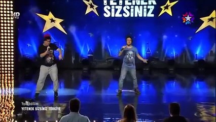 OĞUZHAN KOÇ VE İBO YETENEKSİZSİNİZ RAP YERİ FULL