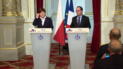 Brexit: Hollande opposé à de nouvelles négociations au Conseil européen