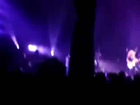 Shakira-Oral fixation tour LA 08/15 Don't Bother Clip