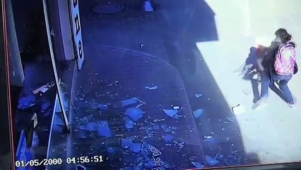 Kolonya imalathanesindeki patlama güvenlik kamerasında