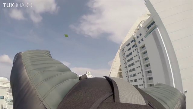 ZAP DU JOUR #346 : Carambolage à cause d'une fille un peu trop dévêtue !