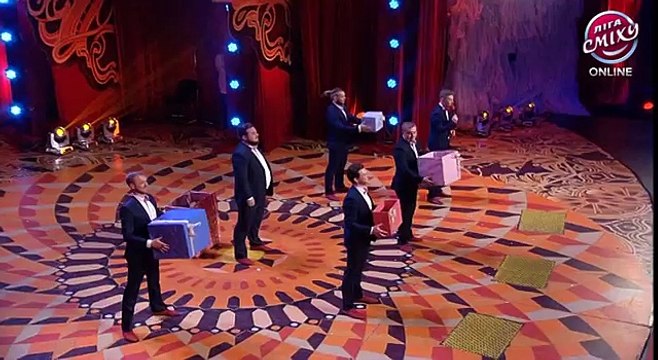 Новогодний подарок - Генералы РК и Потап - Лига смеха, смешное видео