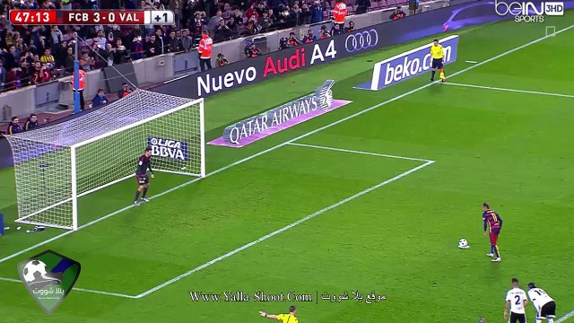 ركلة جزاء ضائعة من نيمار امام فالنسيا