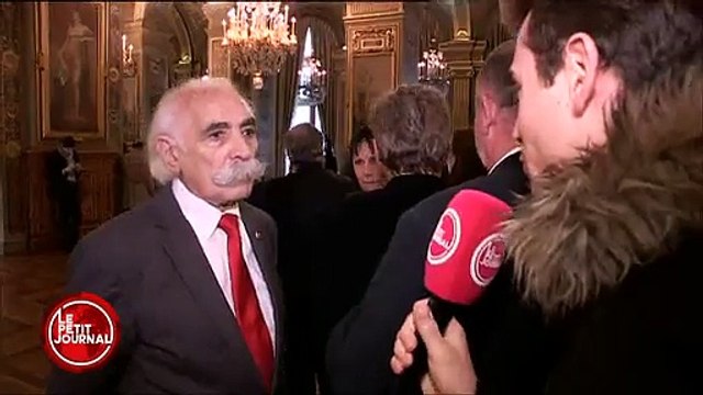 Hugo Clmént du Petit Journal menacé par un pro-Castro