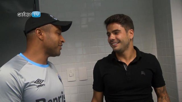 Após 'chapéu' no Inter, Henrique Almeida manda recado para a torcida do Grêmio