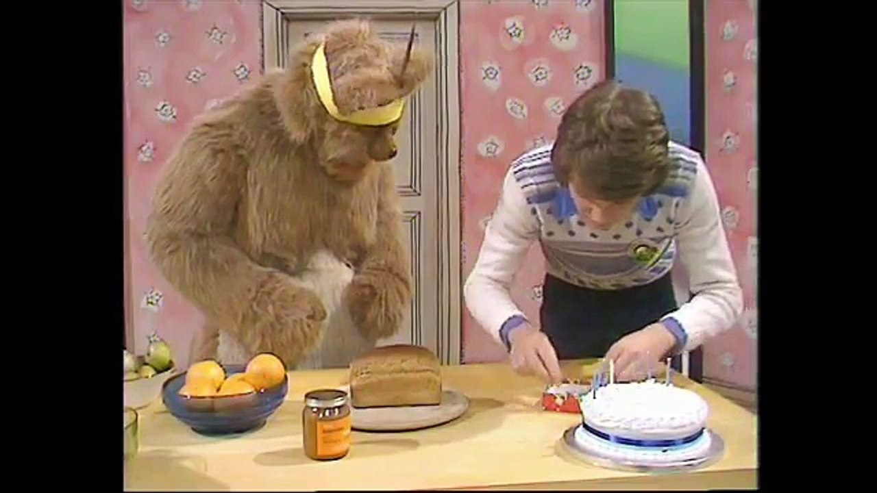 Zippy and Bungle Make Party Food | Rainbow TV Series 1 Episode 39 FULL Episode