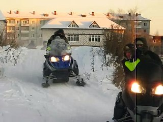 Снегоходы на вертолетке 16.12.2012