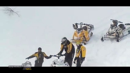 Покатушки на снегоходах в горах 2014