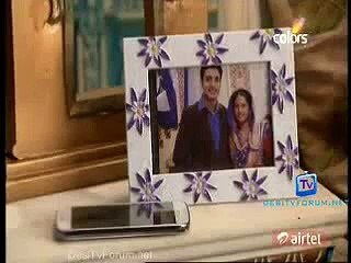 Iss Pyaar Ko Kya Naam Doon Ek Baar Phir 12th November 2013 Part 4