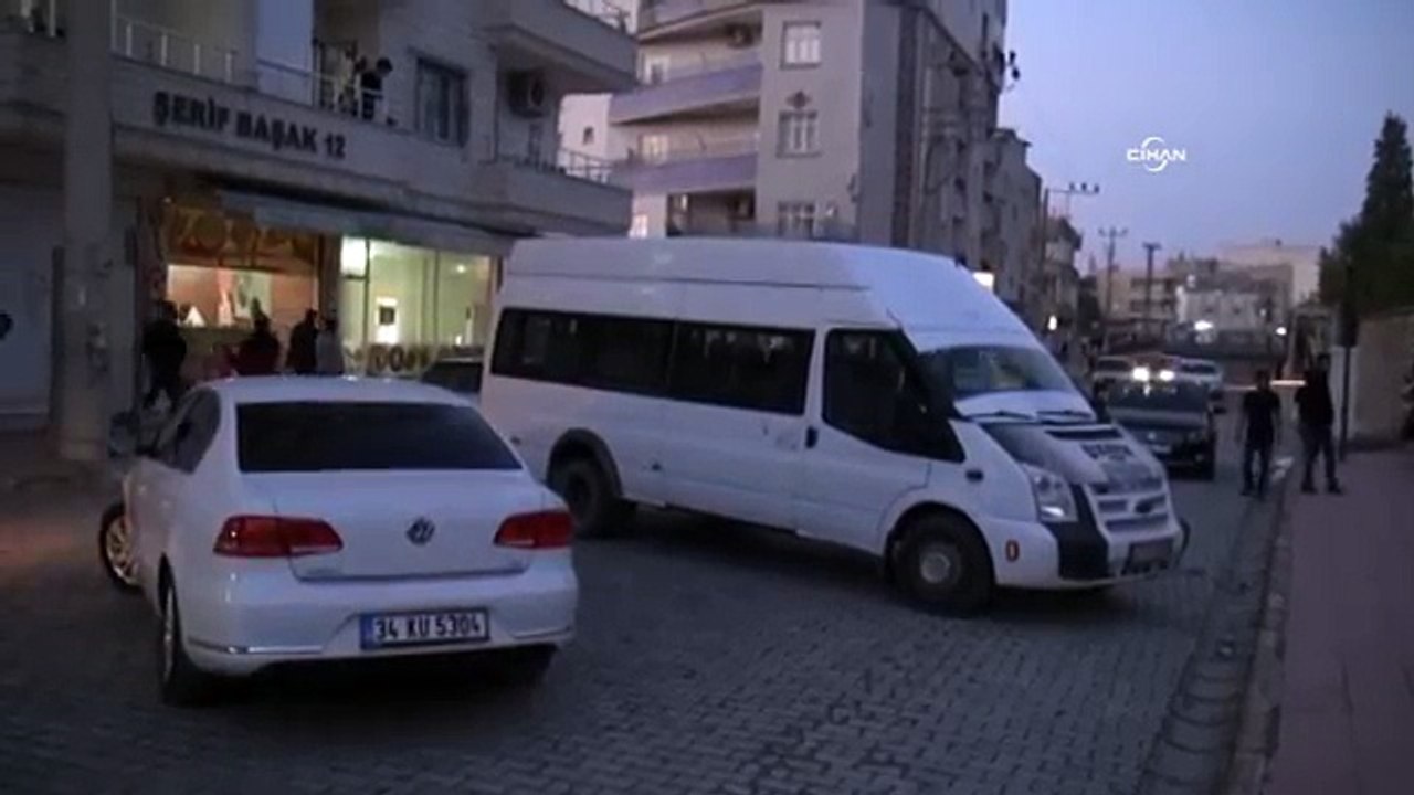 Nusaybin'de polis aracına bombalı saldırı: 3 polis yaralandı