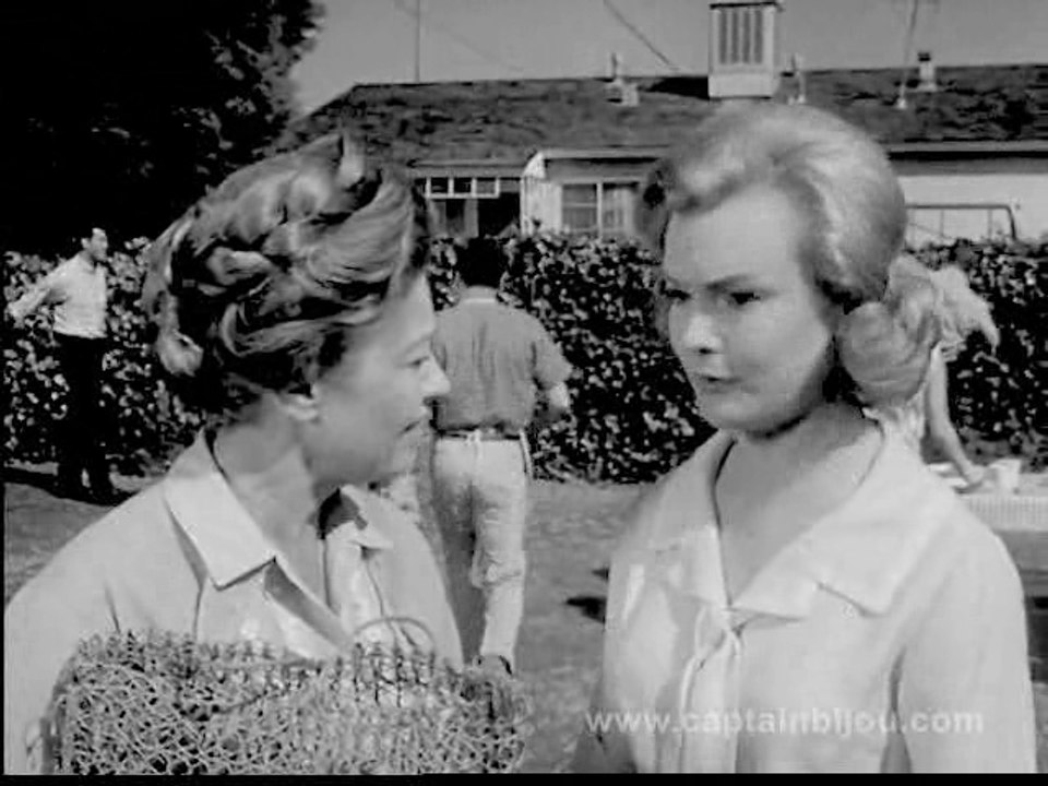 1960s FOLGER'S COMMERCIAL "Mrs. Olsen Bails Out a Barbeque