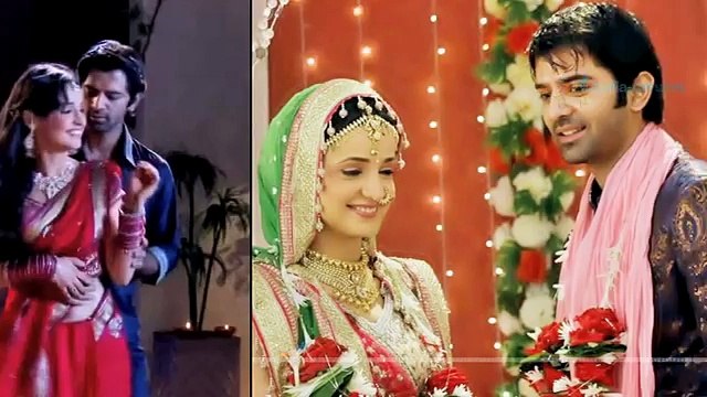 Sanaya Irani and Barun Sobti makes a comeback as Arnav and Khushi!