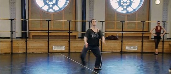 Aurélie Dupont, l'espace d'un instant