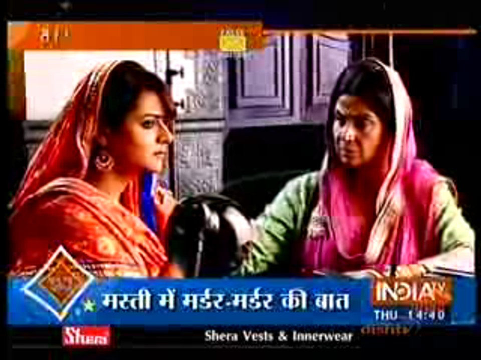 Diya Aur Baati Hum 4th February 2016 Aarzu Pahuchi Chhotu Par Case Karne Ke Liye Police Station